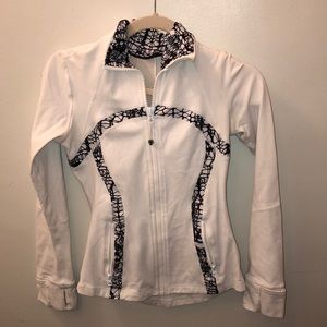 Black and white Lululemon define jacket